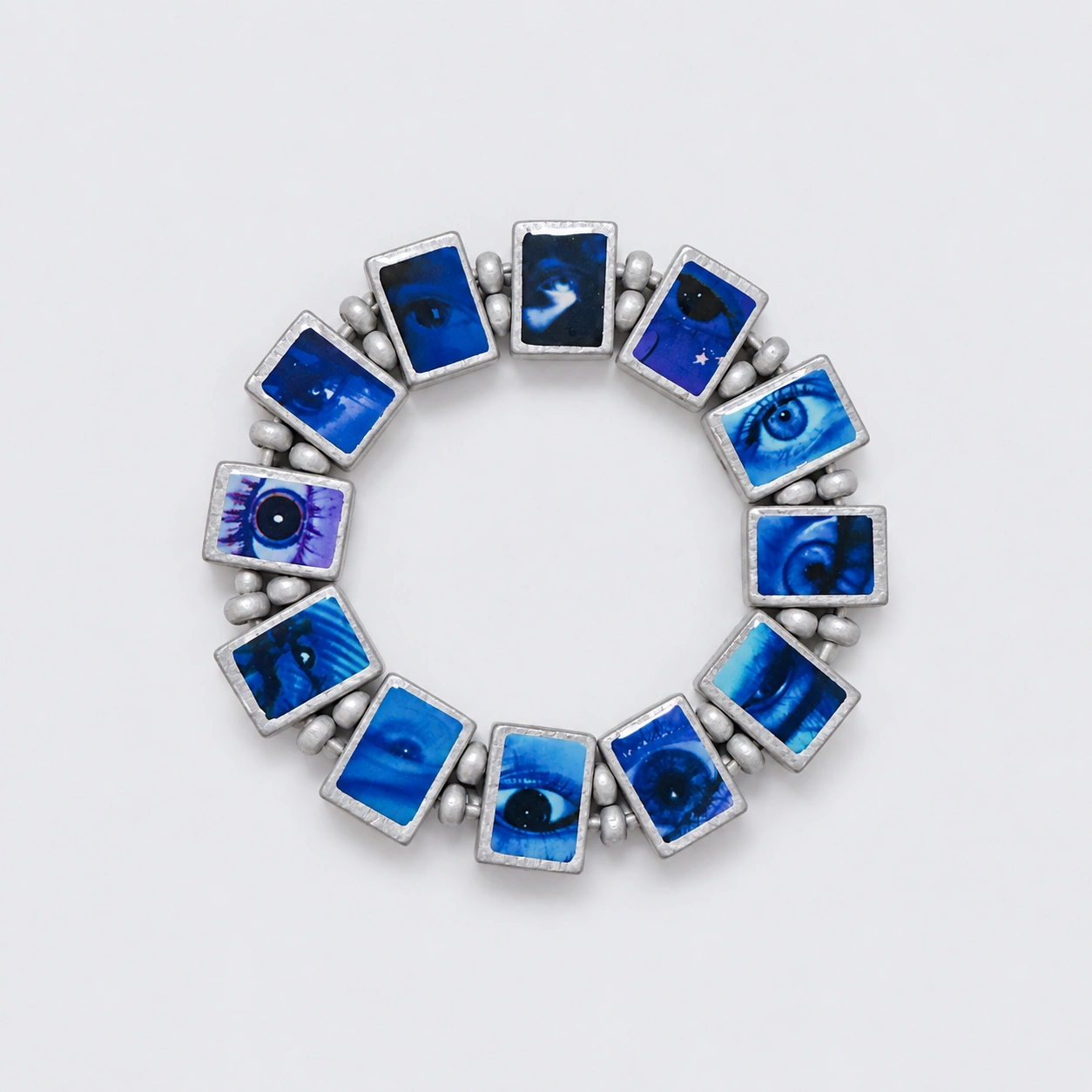 Bazo Blue Eye Bracelet - Image 3